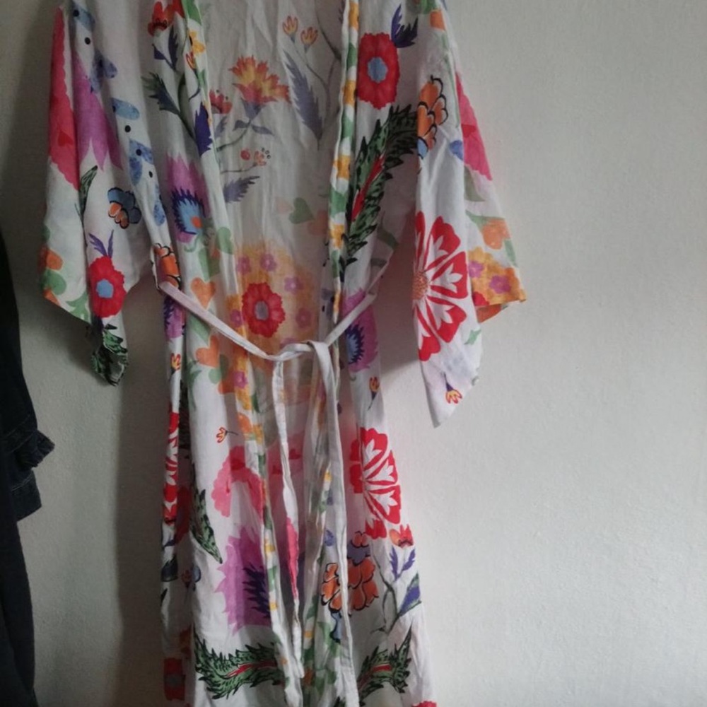 Kimono - Picture 3 of 4